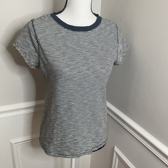 Universal Thread Tops - Universal Thread Striped T-shirt size Small